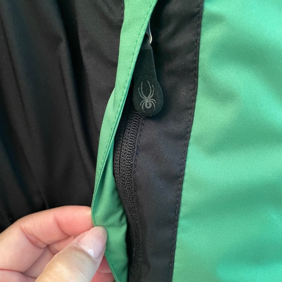 Spyder Kids Black and Green Ski  Jacket Size 12 - Picture 3 of 12